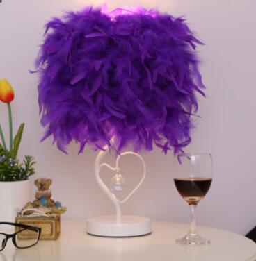 Stevvex table lamp with purple feather shade and white heart-shaped base on Tampa Home & Garden Store