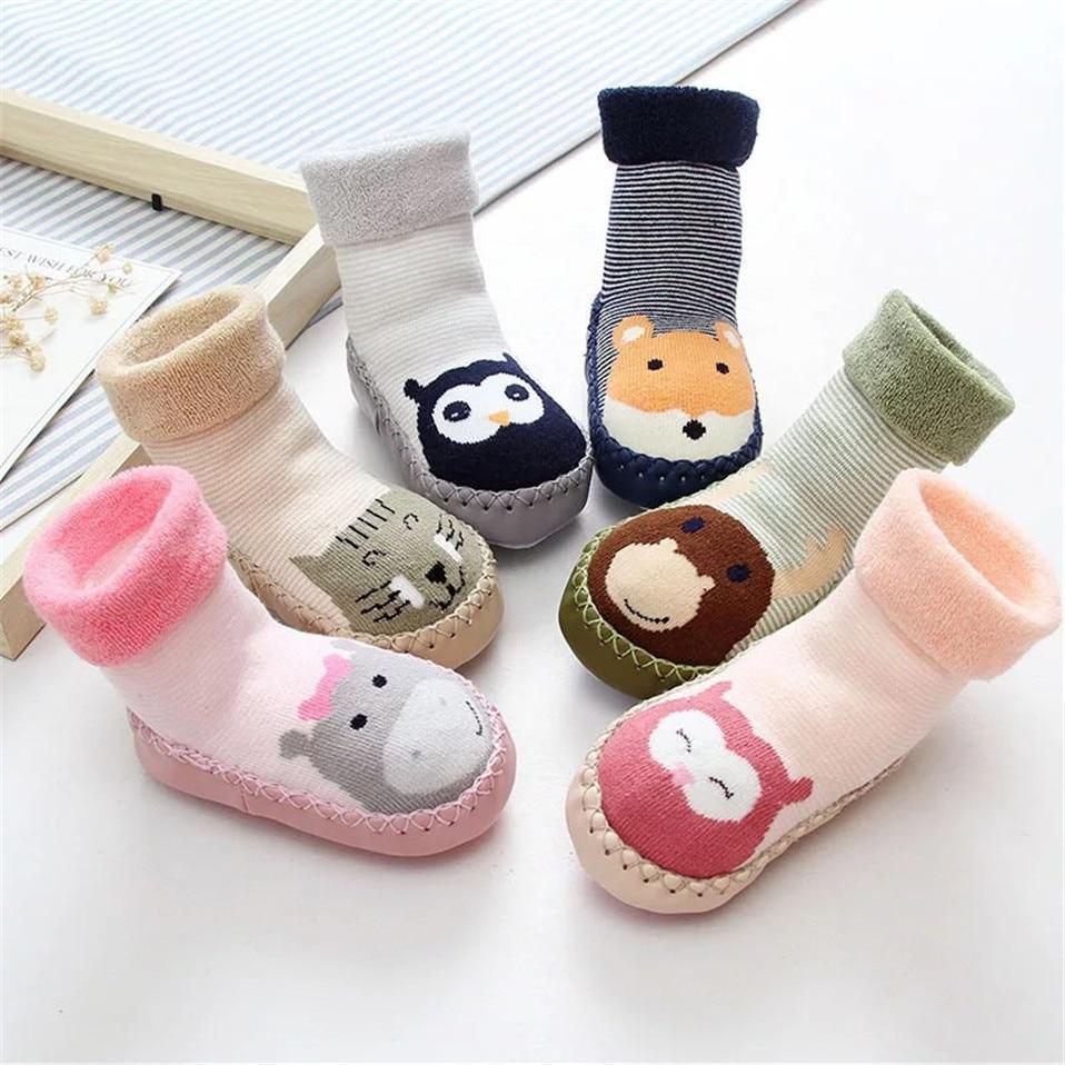 Stevvex baby warm stretchy booties with rubber soles, assorted animal-face newborn socks on Tampa Home & Garden Store