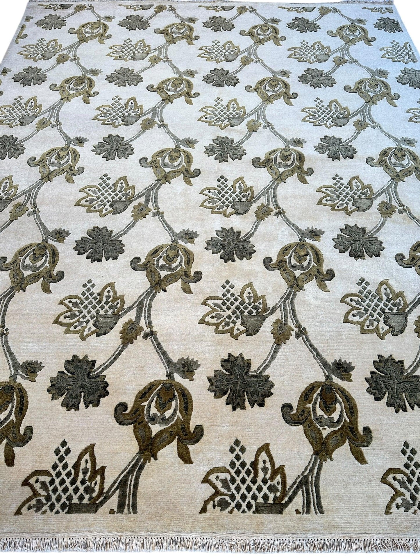 Hand-Knotted Indian Rug - 7'11" x 9'9" - Wool - Floral Pattern - Elegant Beige and Green Design - Tampa Home & Garden Store