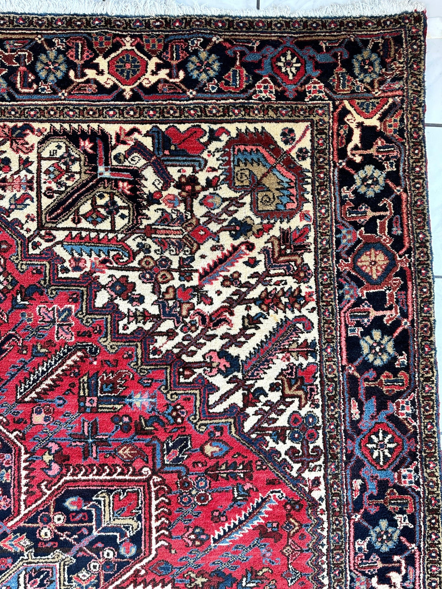 Hand-Knotted Persian Heriz Wool Rug – 9’ x 12’ – Geometric Medallion Design - Tampa Home & Garden Store