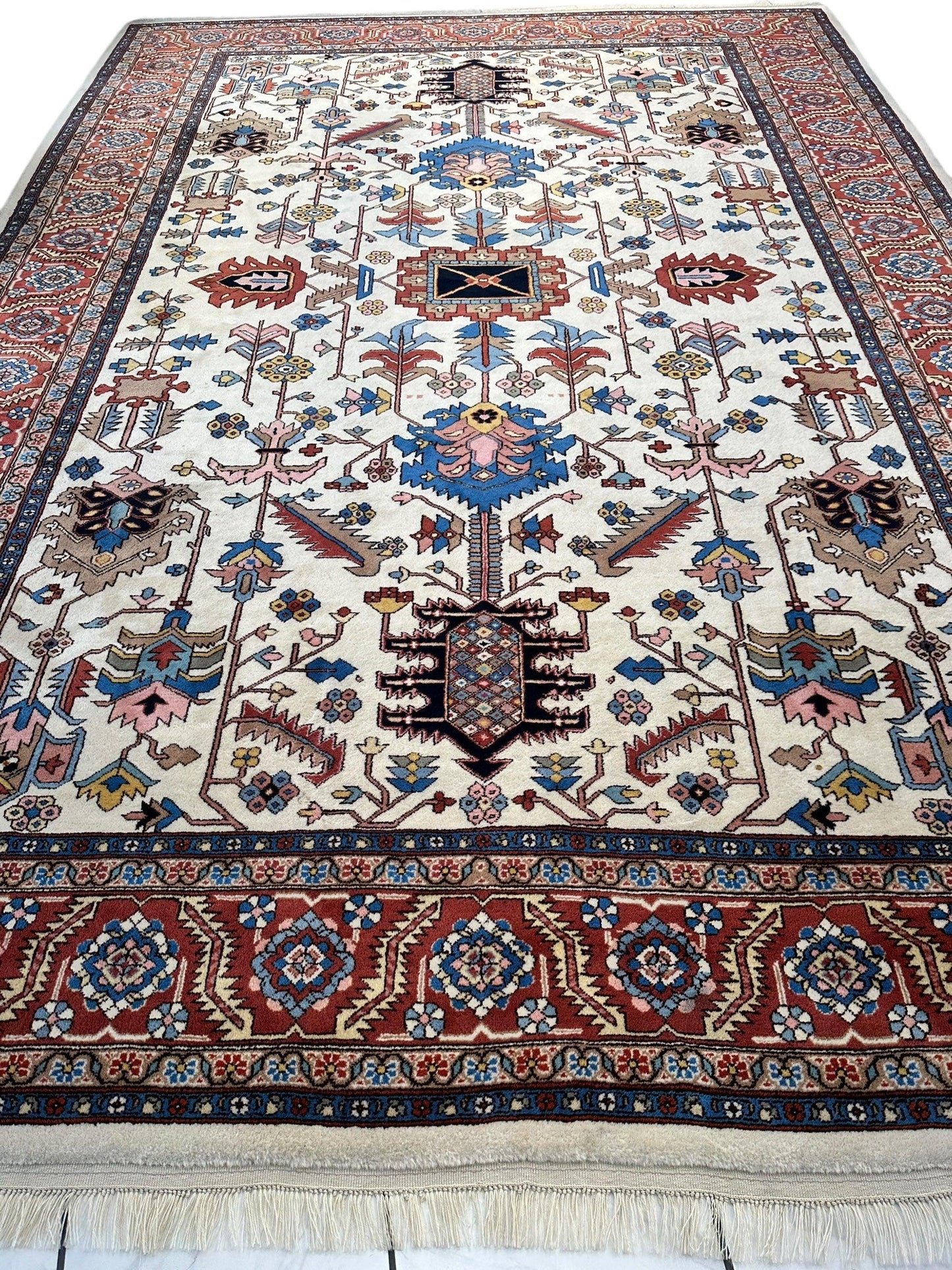 Hand-Knotted Vintage Afghani Serapi Wool Rug – 10'10" x 15'10" – Elegant Traditional Area Rug - Tampa Home & Garden Store