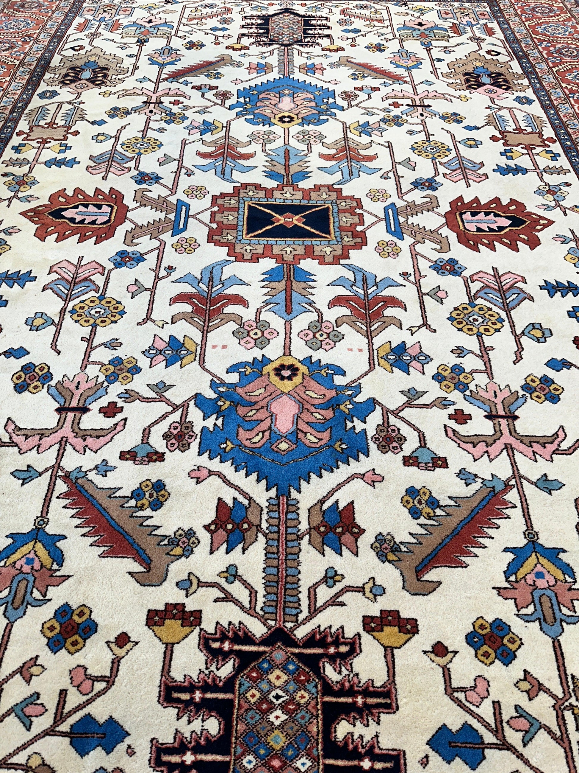 Hand-Knotted Vintage Afghani Serapi Wool Rug – 10'10" x 15'10" – Elegant Traditional Area Rug - Tampa Home & Garden Store