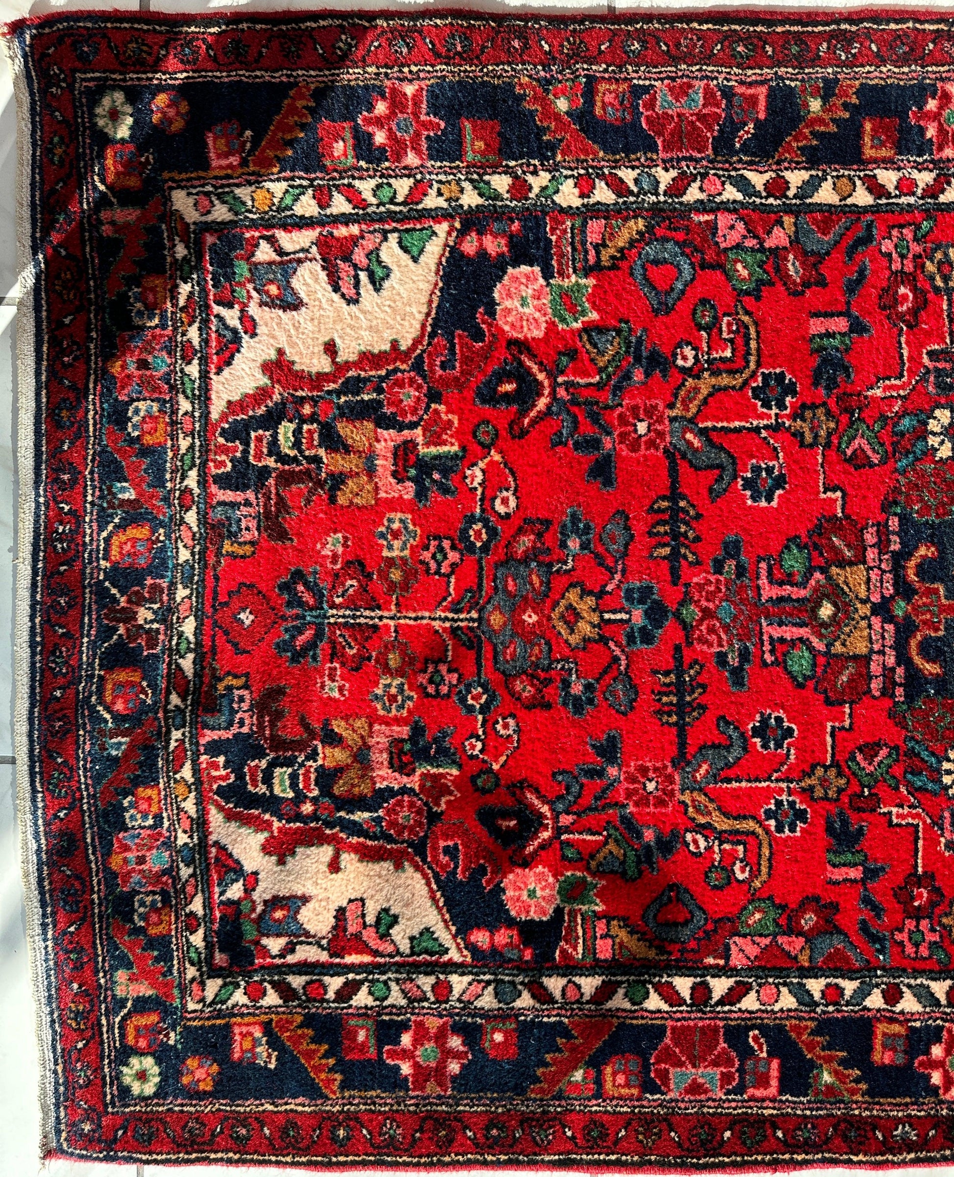 Hand-knotted Persian Hamadan wool Rug 3’8” x 6’4” - Tampa Home & Garden Store