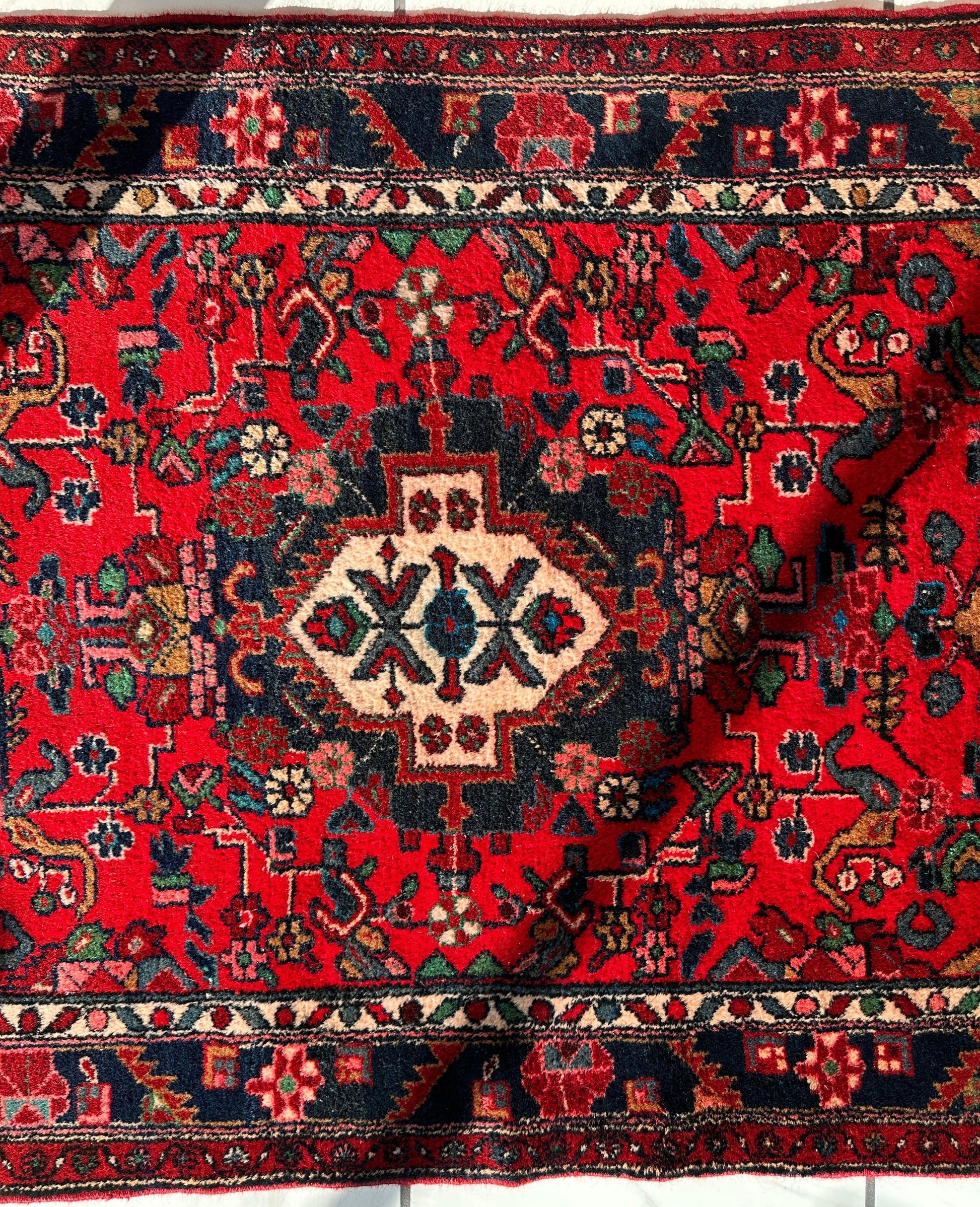 Hand-knotted Persian Hamadan wool Rug 3’8” x 6’4” - Tampa Home & Garden Store