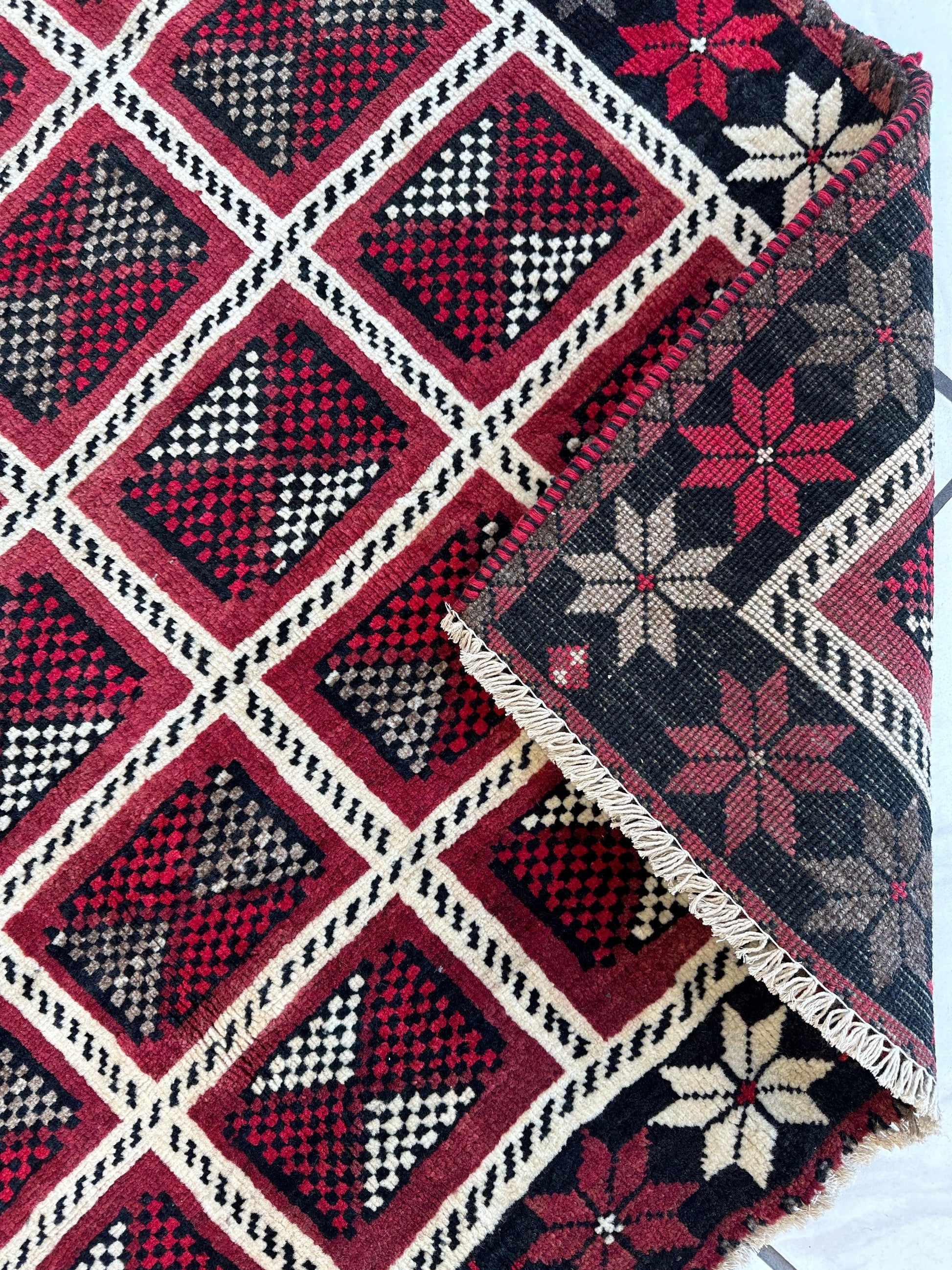 Hand-knotted Persian Tribal Khorramabad Wool Rug 4’3” x 6’10” - Tampa Home & Garden Store