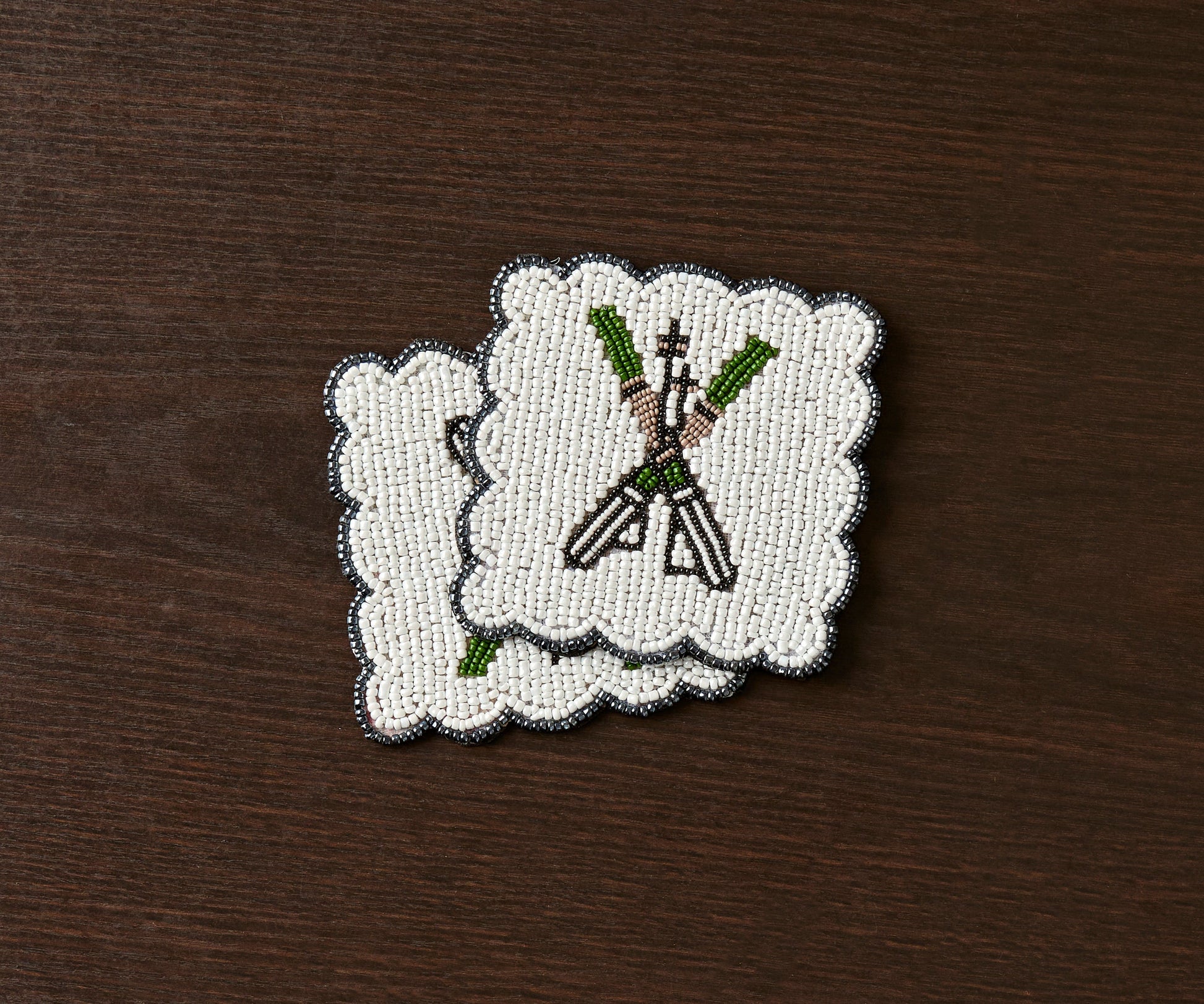 Handmade Beaded Ski Coaster with Pearls – Elegant Black, White, and Green Coaster for Tableware & Home Decor - Tampa Home & Garden Store