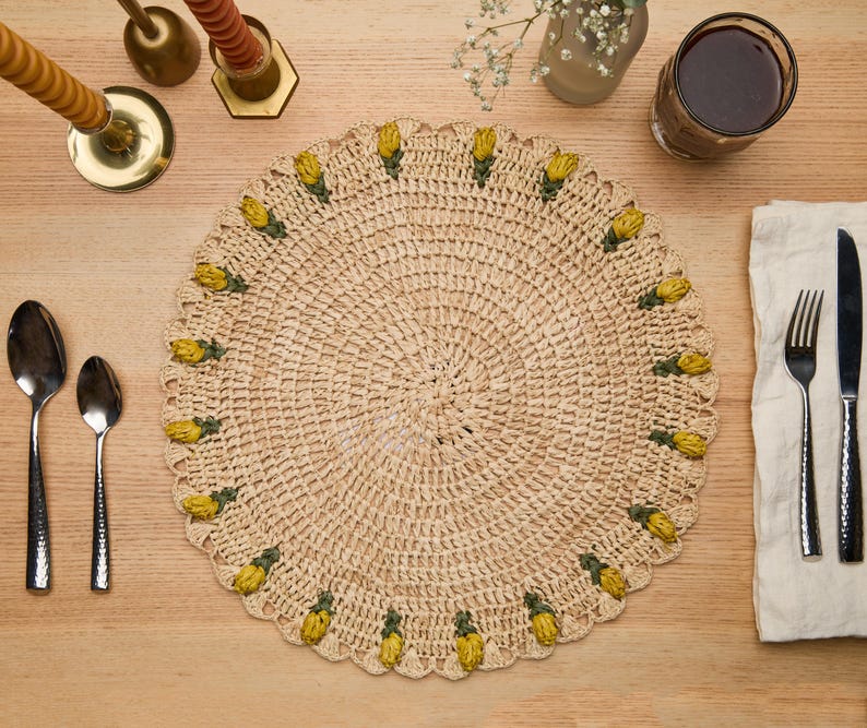 Handmade Tulip Placemat – Raffia Crochet Floral Table Mat – Spring & Easter Table Decor – Artisan Tableware – Boho Dining Accent - Tampa Home & Garden Store