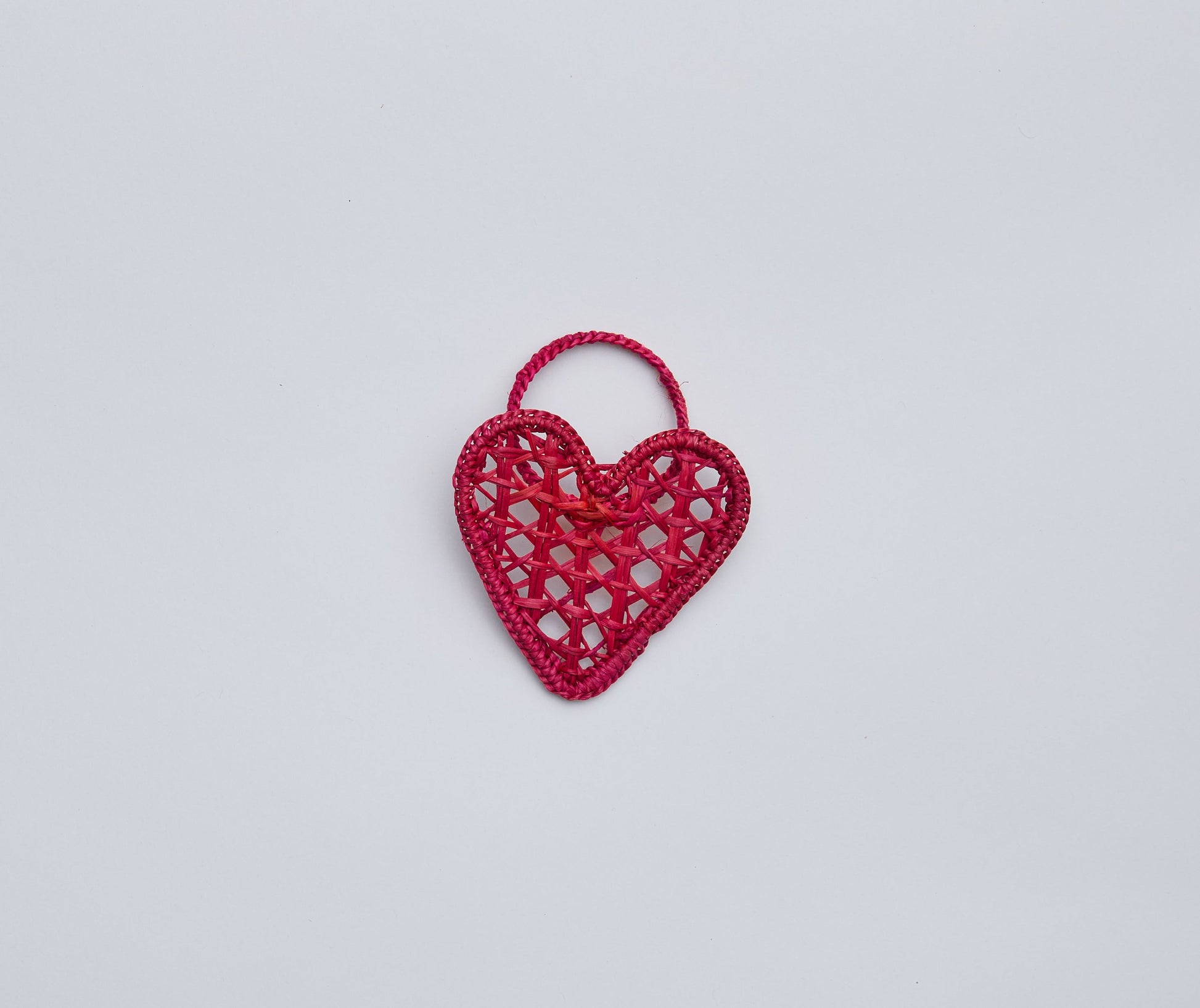 Handwoven Heart Napkin Rings – Set of 4 Palm Napkin Holders - Tampa Home & Garden Store