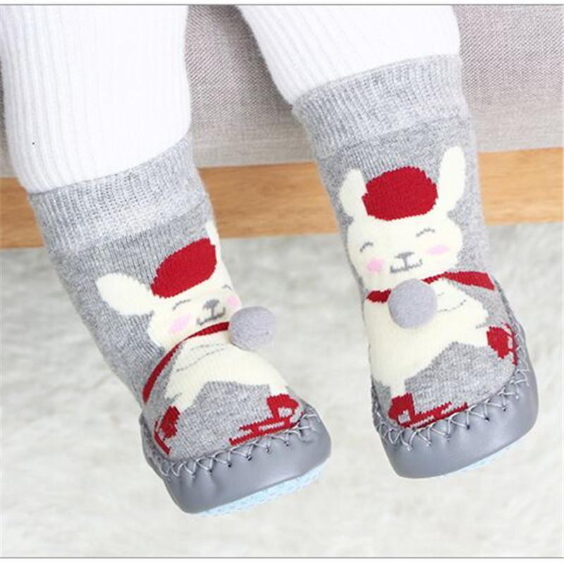 Indoor sock shoes newborn Stevvex grey knit pair socks with bunny design and rubber sole caps on Tampa Home & Garden Store