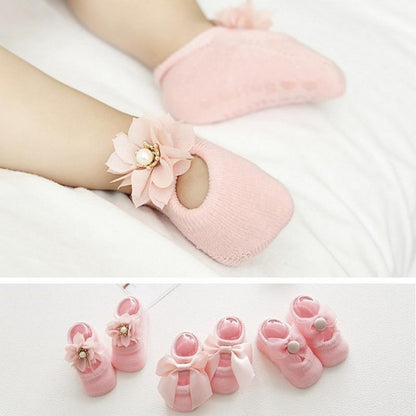 Pink baby girl anti-slip cotton socks with lace flower bow accents, Stevvex set on Tampa Home & Garden Store