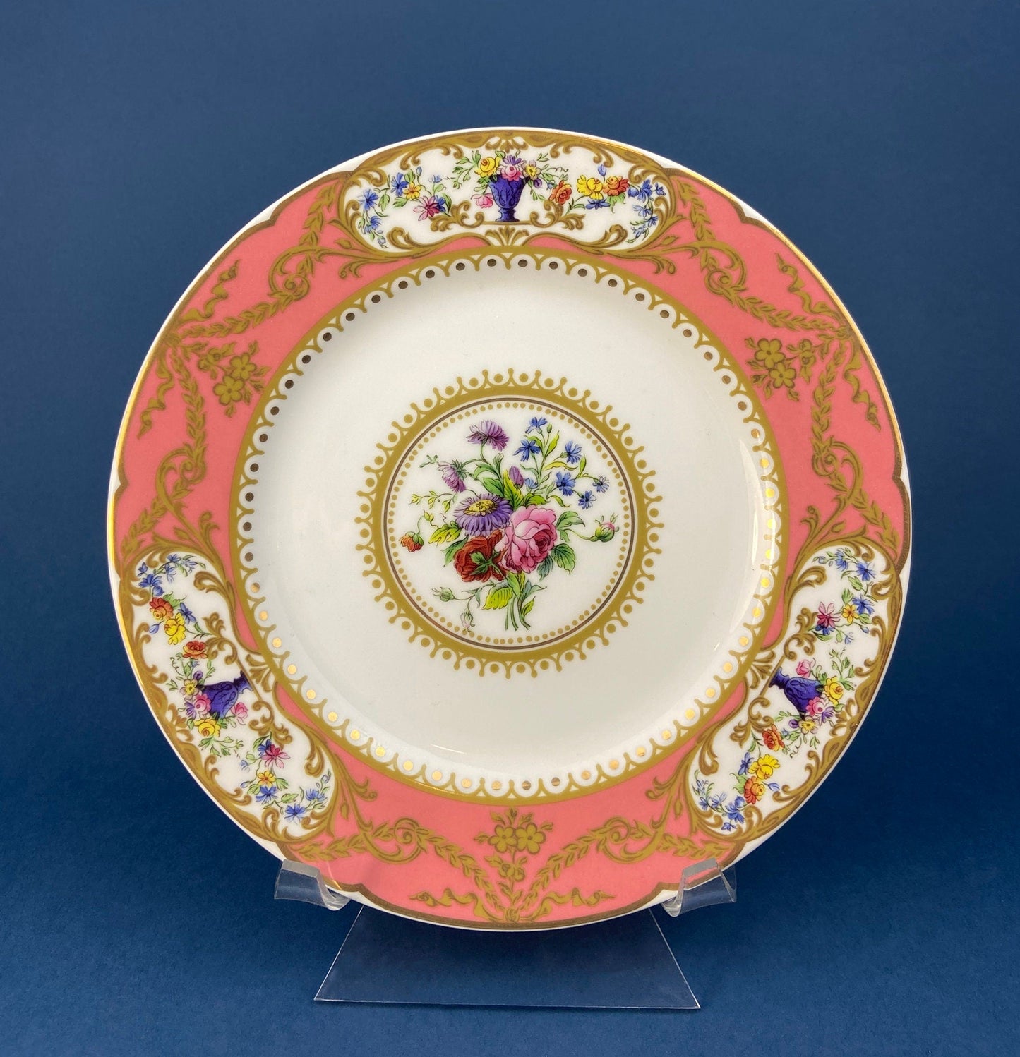 Hutschenreuther Limited Edition Wall Plate: Ursula Band Floral Art, 8" - Tampa Home & Garden Store
