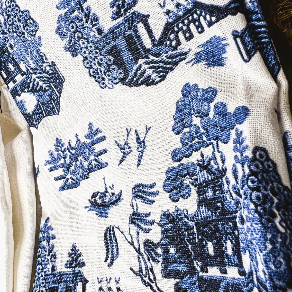 Chinoiserie Bunny Dish Towels Embroidered