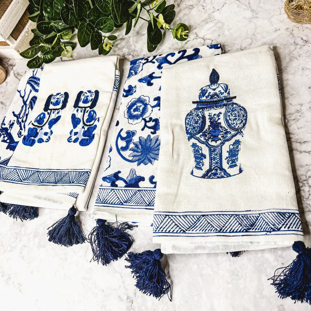 Chinoiserie Tea Towels Embroidered Cotton Set