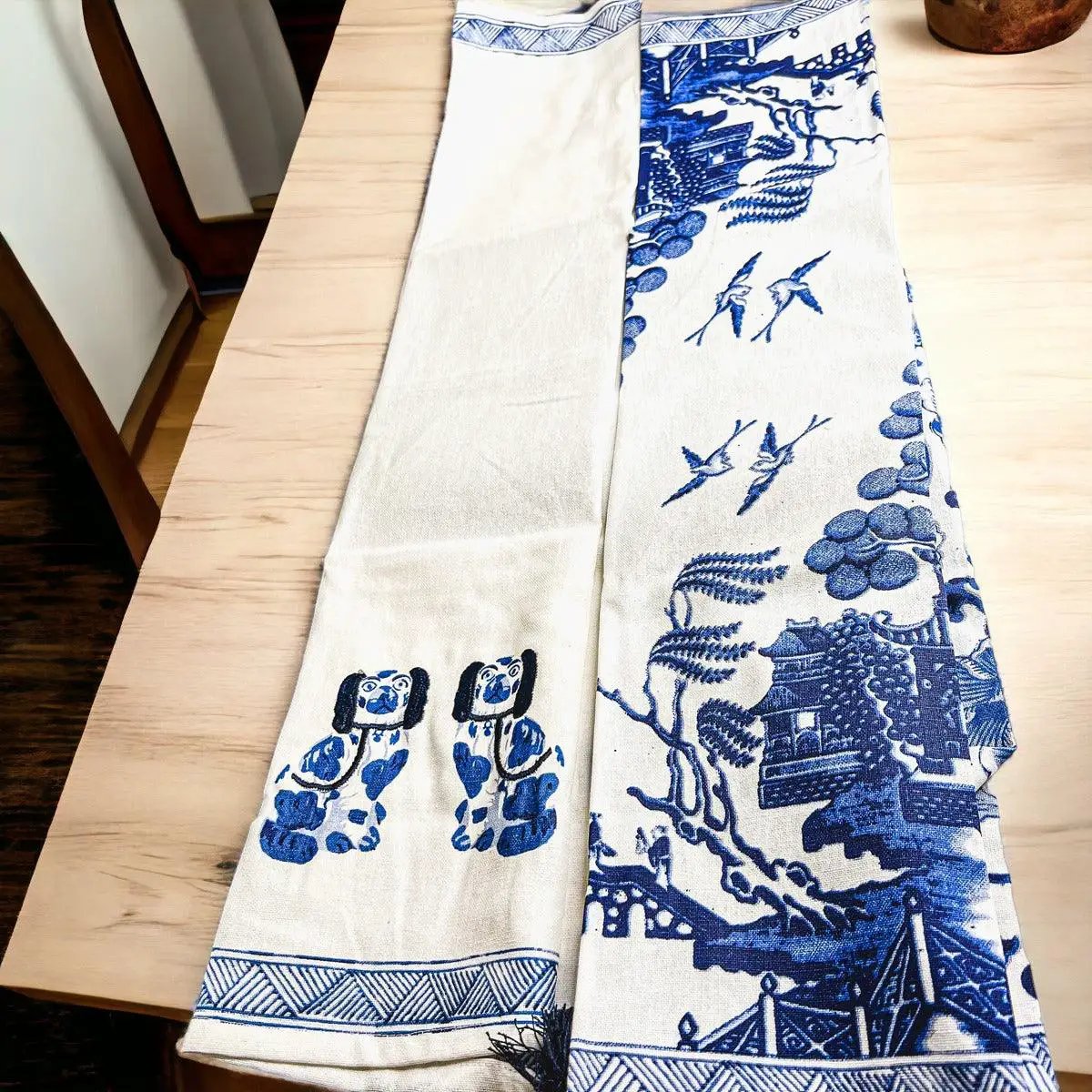 Chinoiserie Tea Towels Embroidered Cotton Set