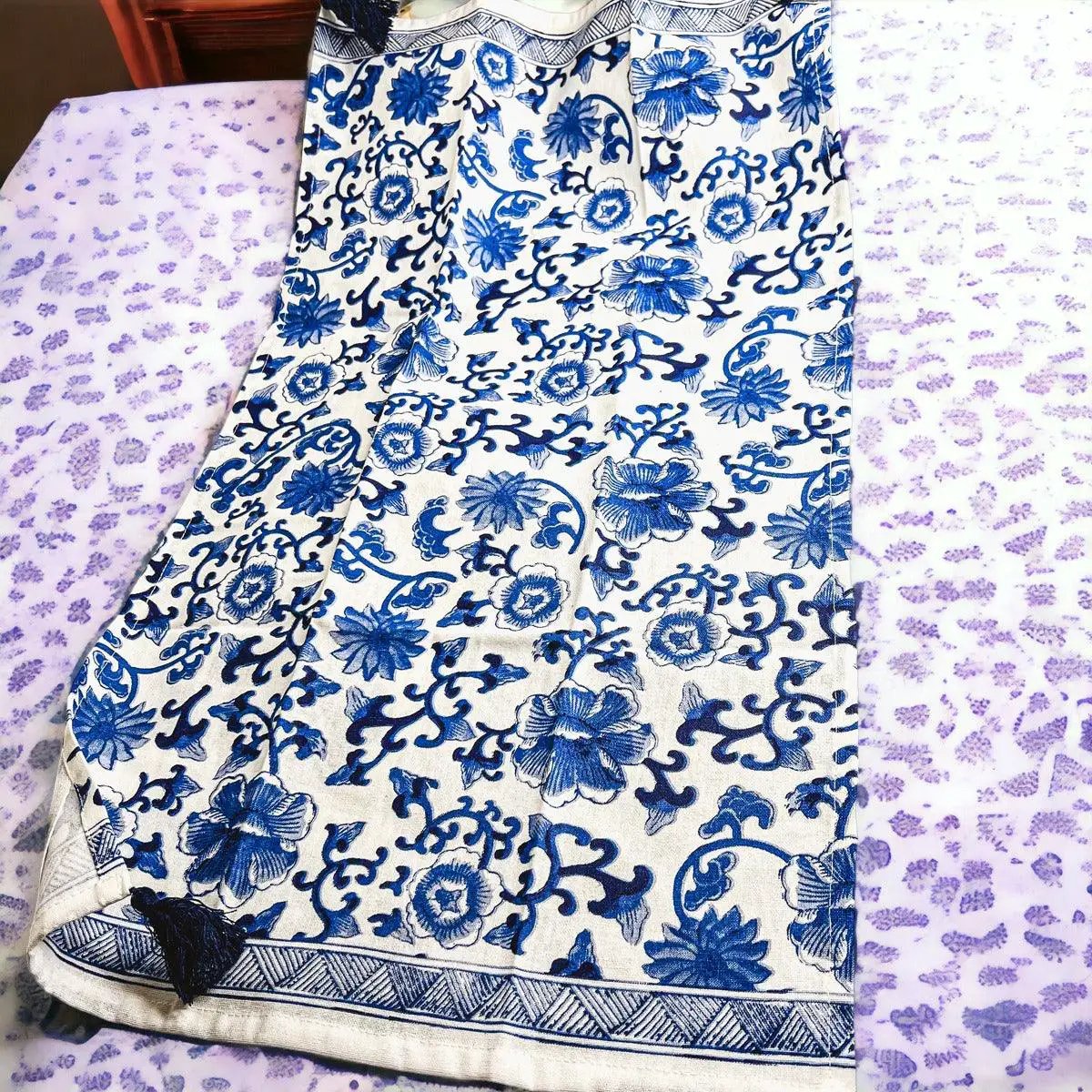 Chinoiserie Tea Towels Embroidered Cotton Set