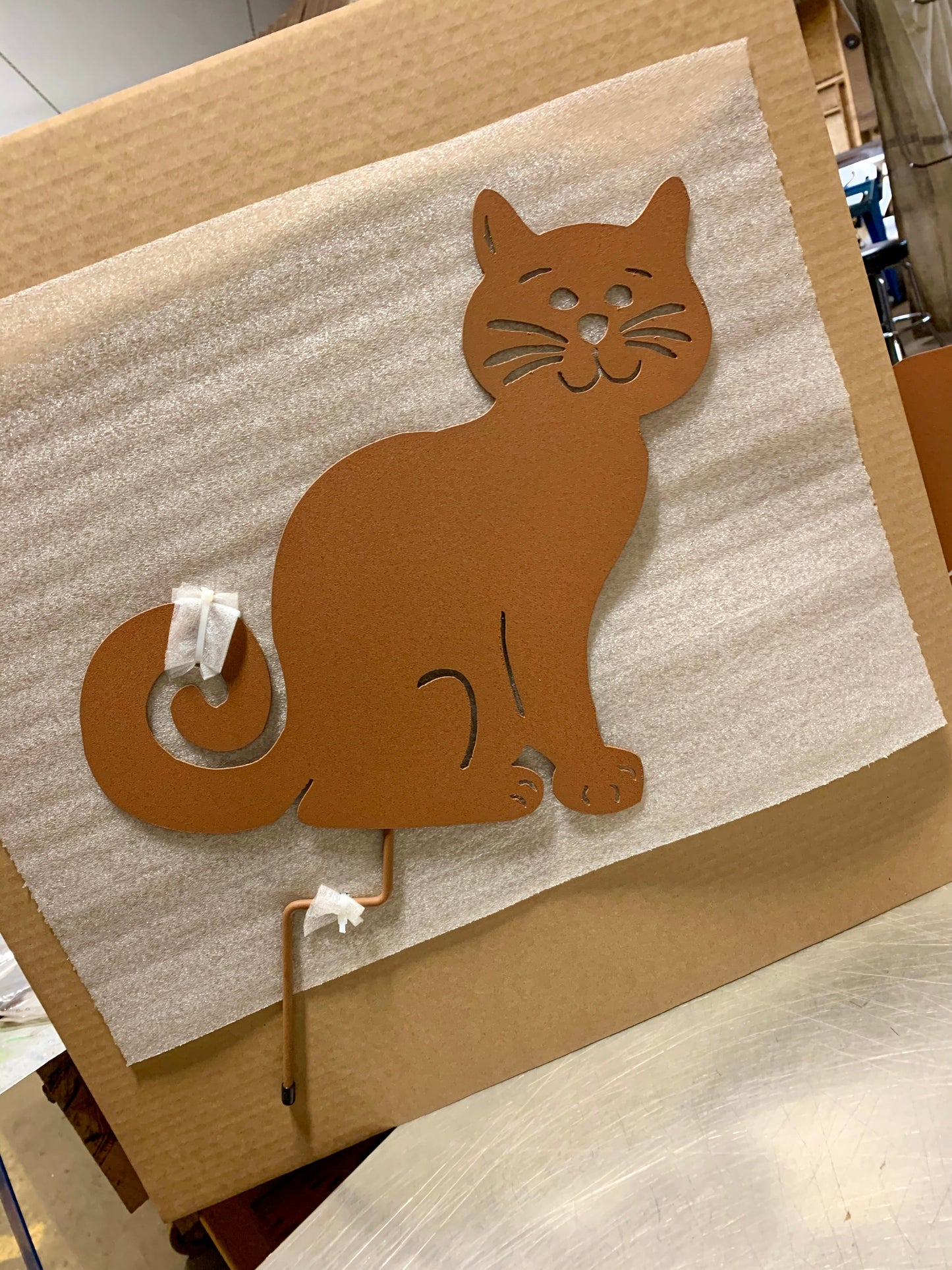 Ziggly cat memorial metal wall hanging rust color by Rustica Ornamentals lawn ornament on Tampa Home & Garden Store