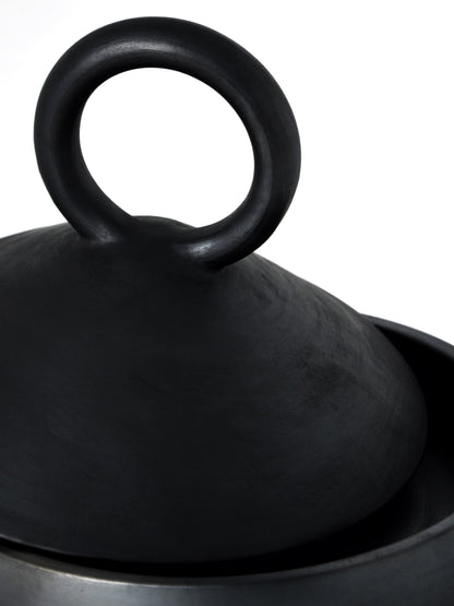 Tall serving bowl with lid Guculia in black matte finish featuring a round loop handle on Tampa Home & Garden Store