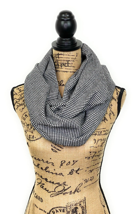 Écharpe classique en flanelle à motif pied-de-poule noir et blanc