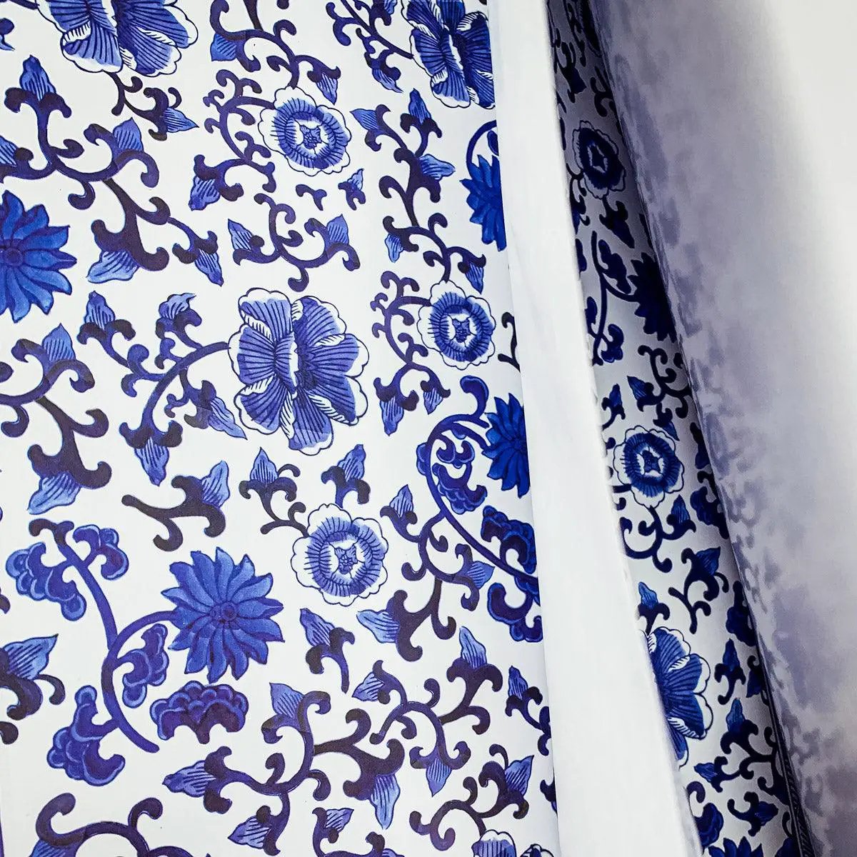 Chinoiserie Placemats for Elegant Dinner Parties