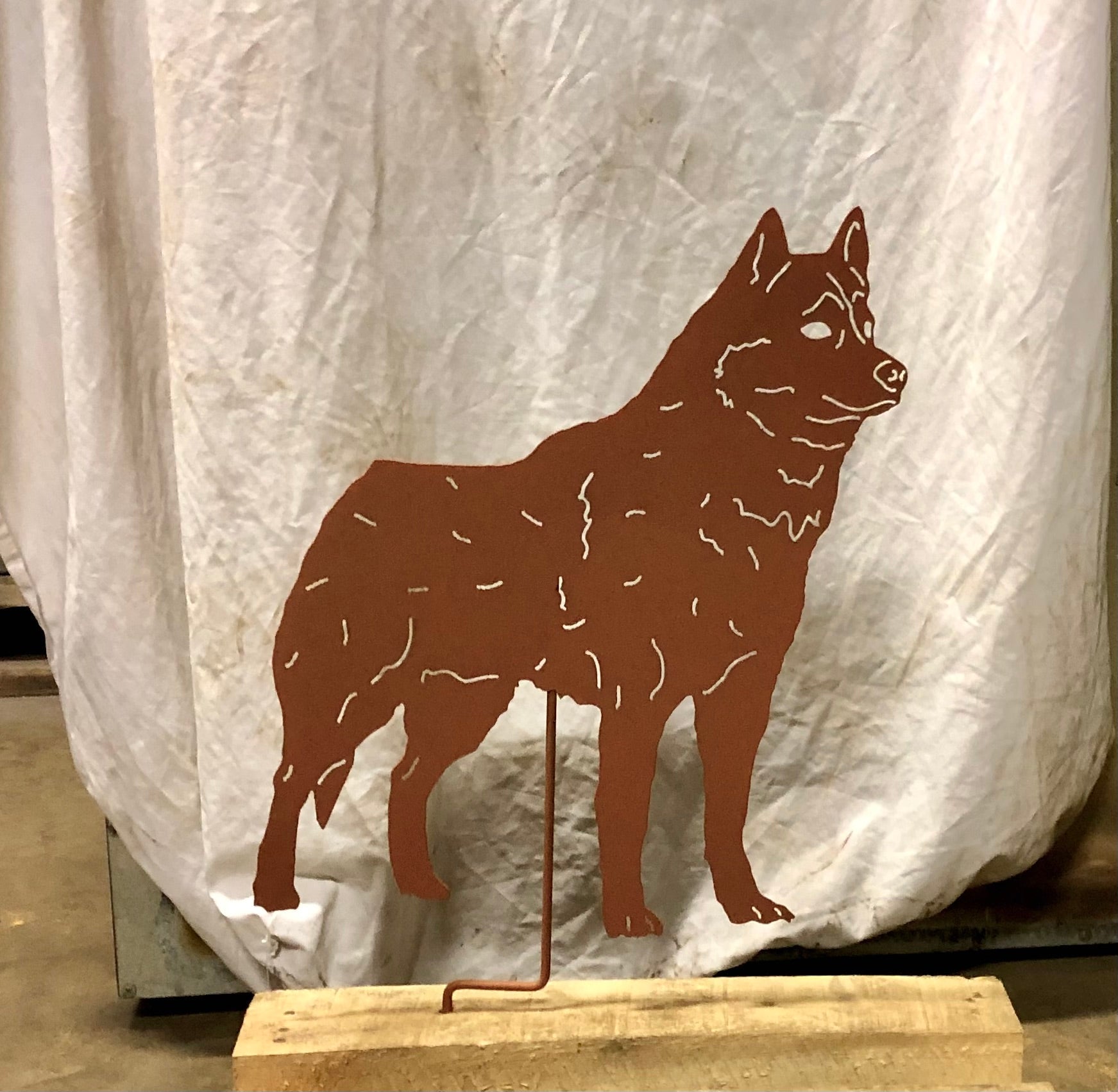 Siberian Husky garden stake silhouette in rust color by Rustica Ornamentals, lawn ornament on Tampa Home & Garden Store