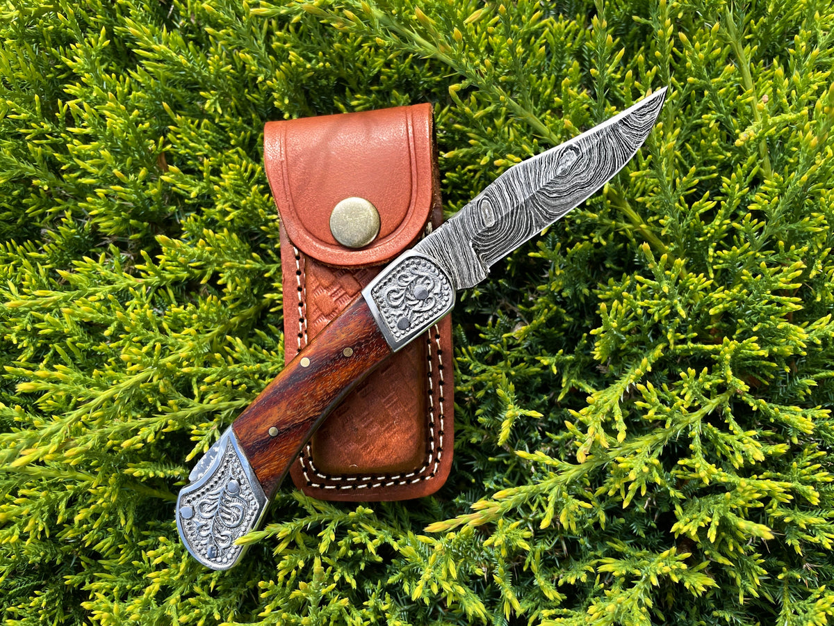 Pocket knife walnut wood handle with Damascus blade and leather sheath Titan International K on Tampa Home & Garden Store