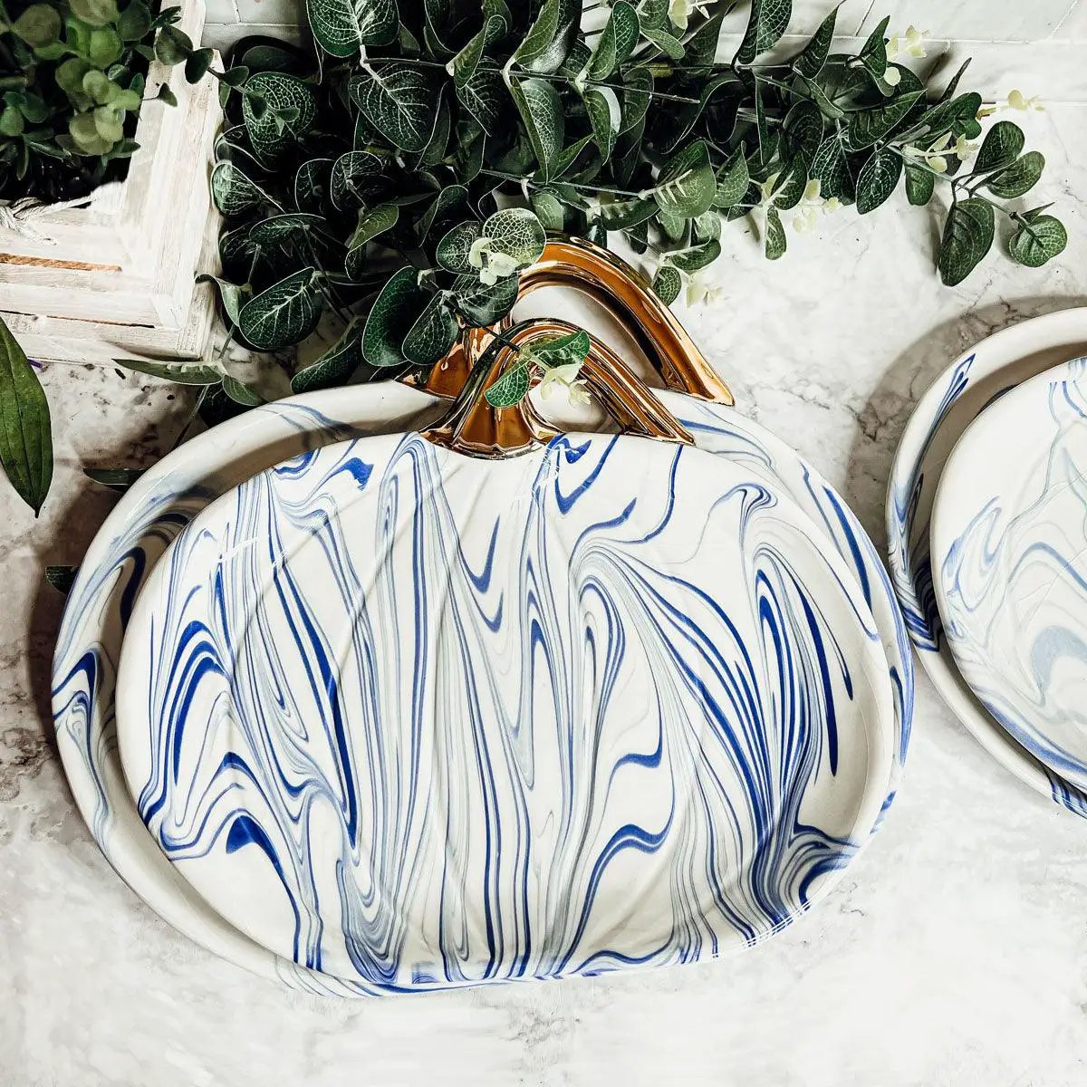 Martha Blue Marble Pumpkin Plate with Gold Stem