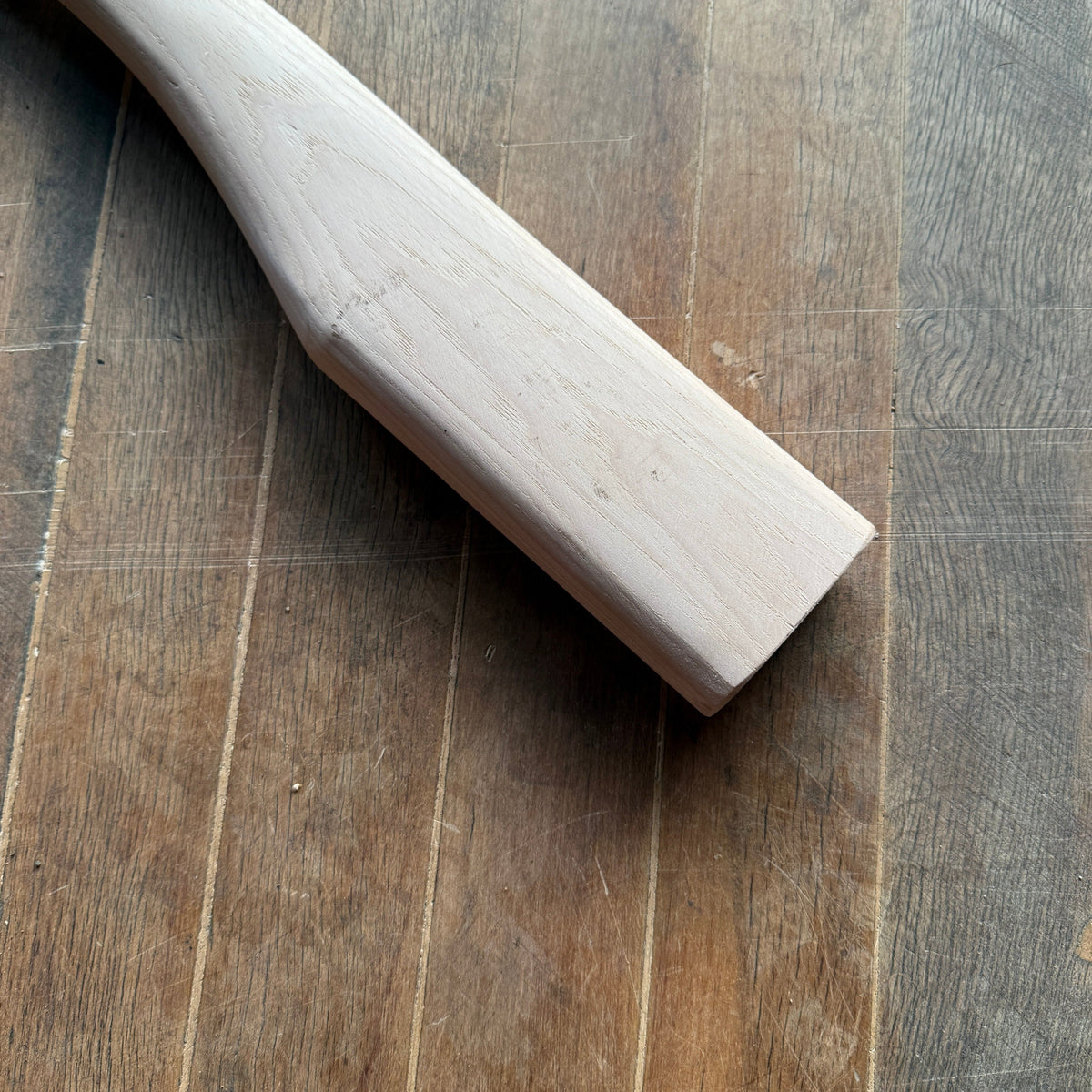 Whiskey River Premium Heritage 31RACER axe handle 31in light wood on Tampa Home & Garden Store