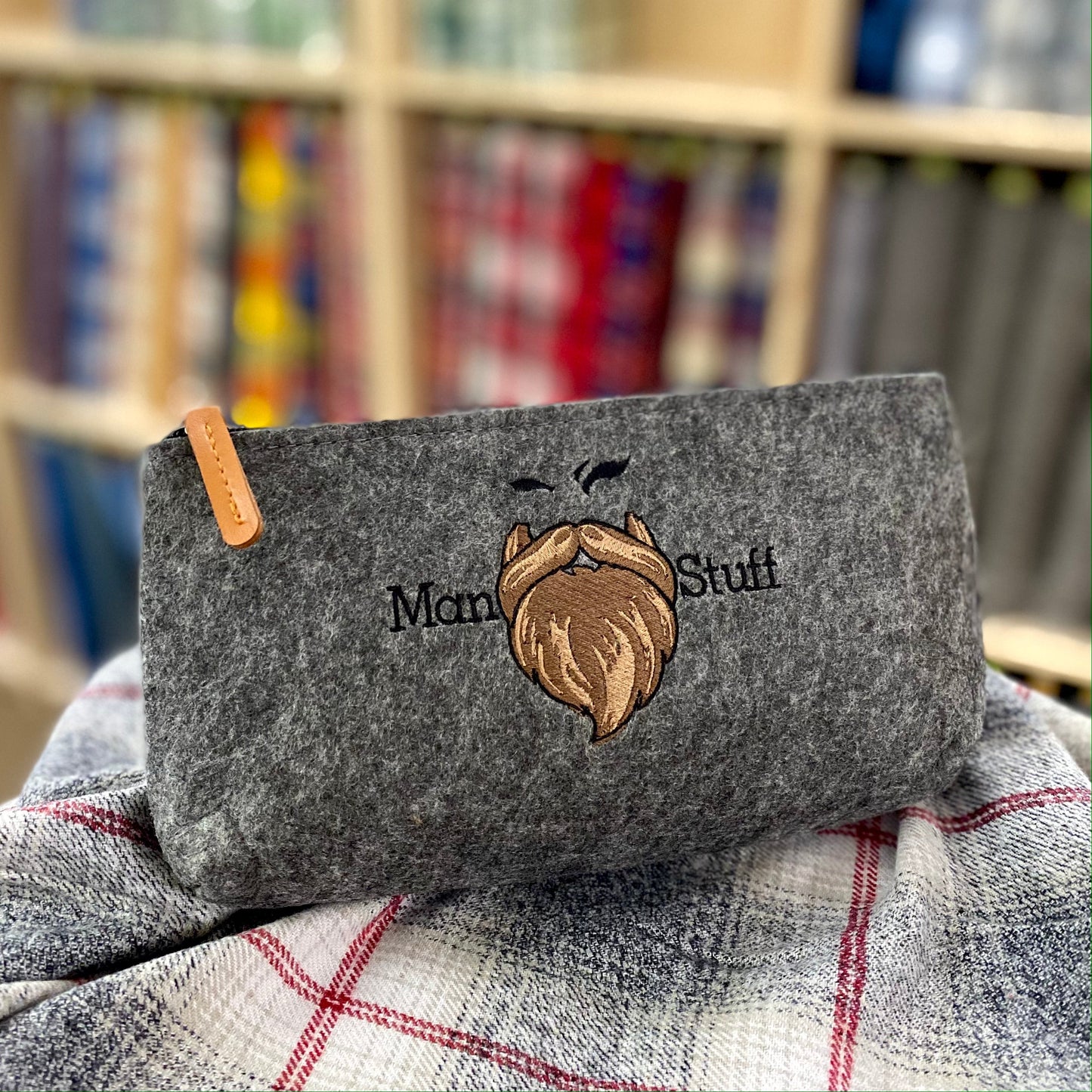 Bolsas bordadas para el cuidado personal de Beard Collection