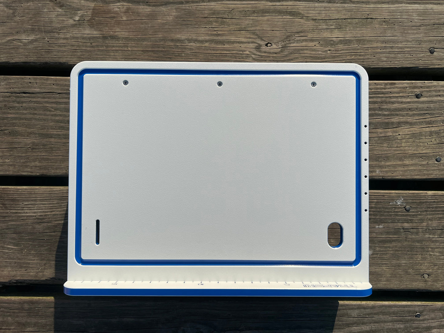 18" Fillet Table Top Cutting Board for 1 Bucket