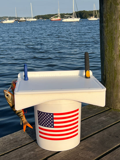 Single Bucket Fillet Table and Cutting Board