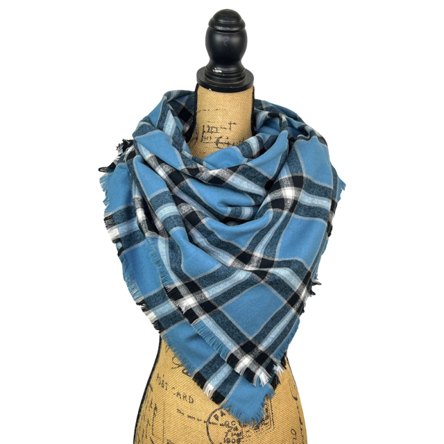 Écharpe infinie ou couverture en flanelle à carreaux bleu poussiéreux, noir, blanc et beige