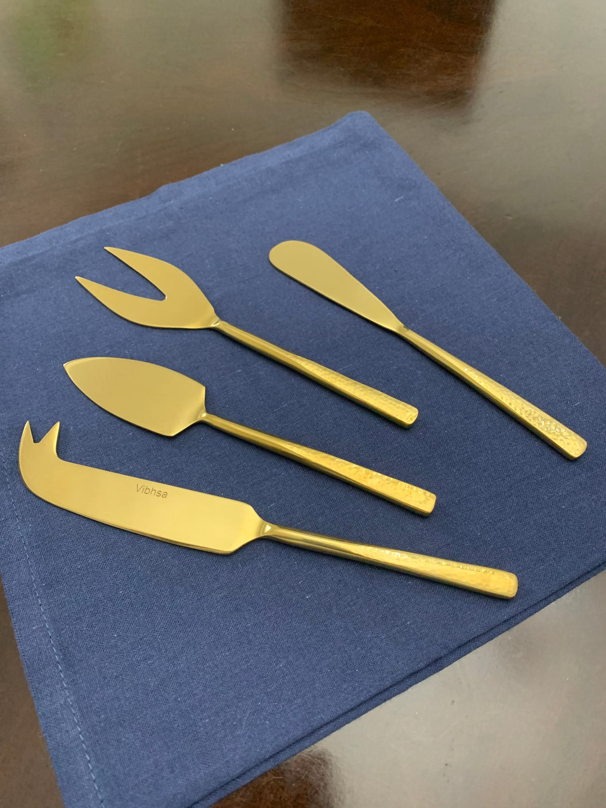 Vibhsa cheese knives set of 4 in gold-toned stainless steel with hammered handles on Tampa Home & Garden Store