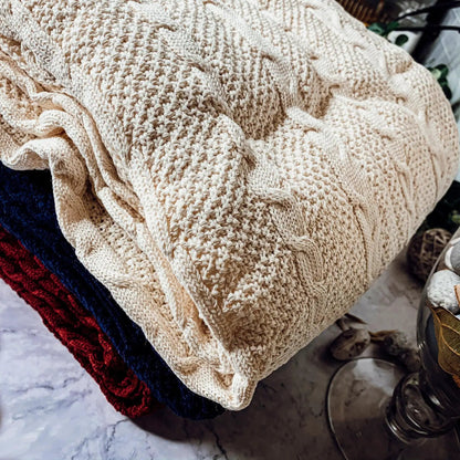 Cozy Ivory Cable Knit Throw Blanket for Home