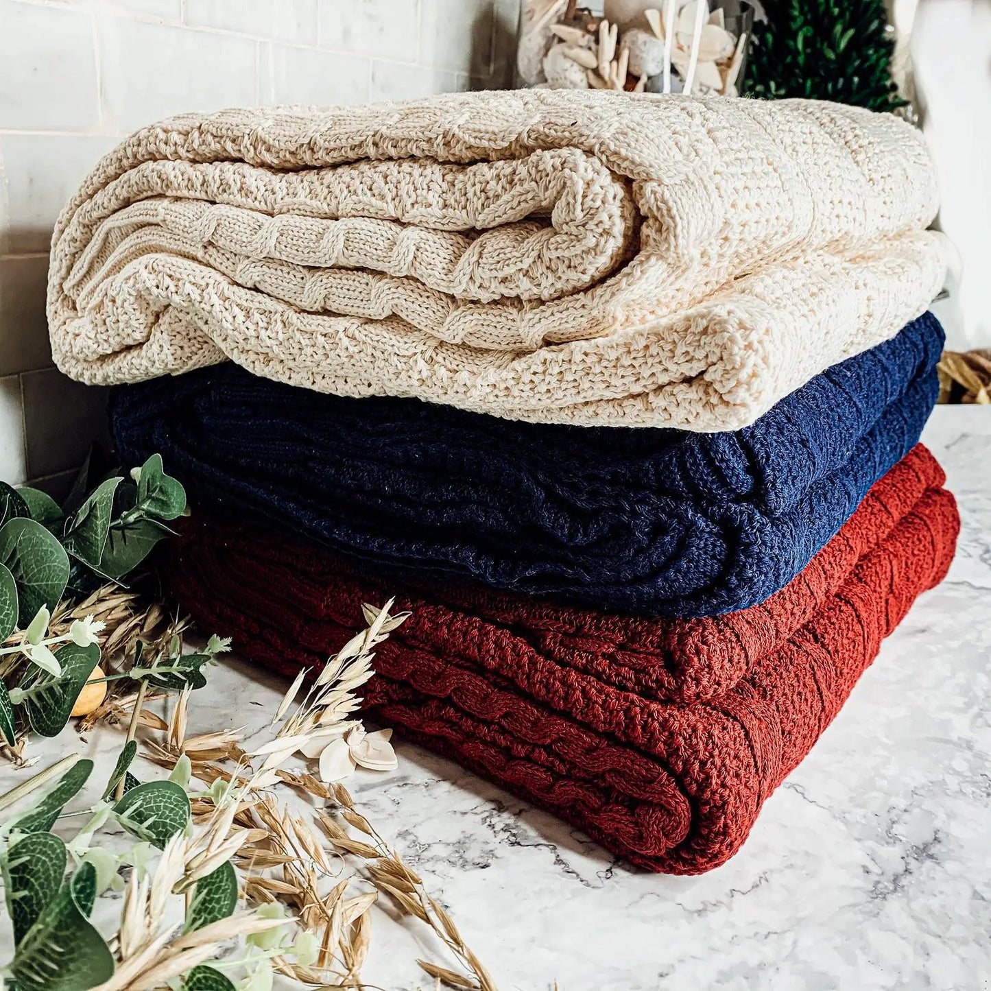 Cozy Ivory Cable Knit Throw Blanket for Home