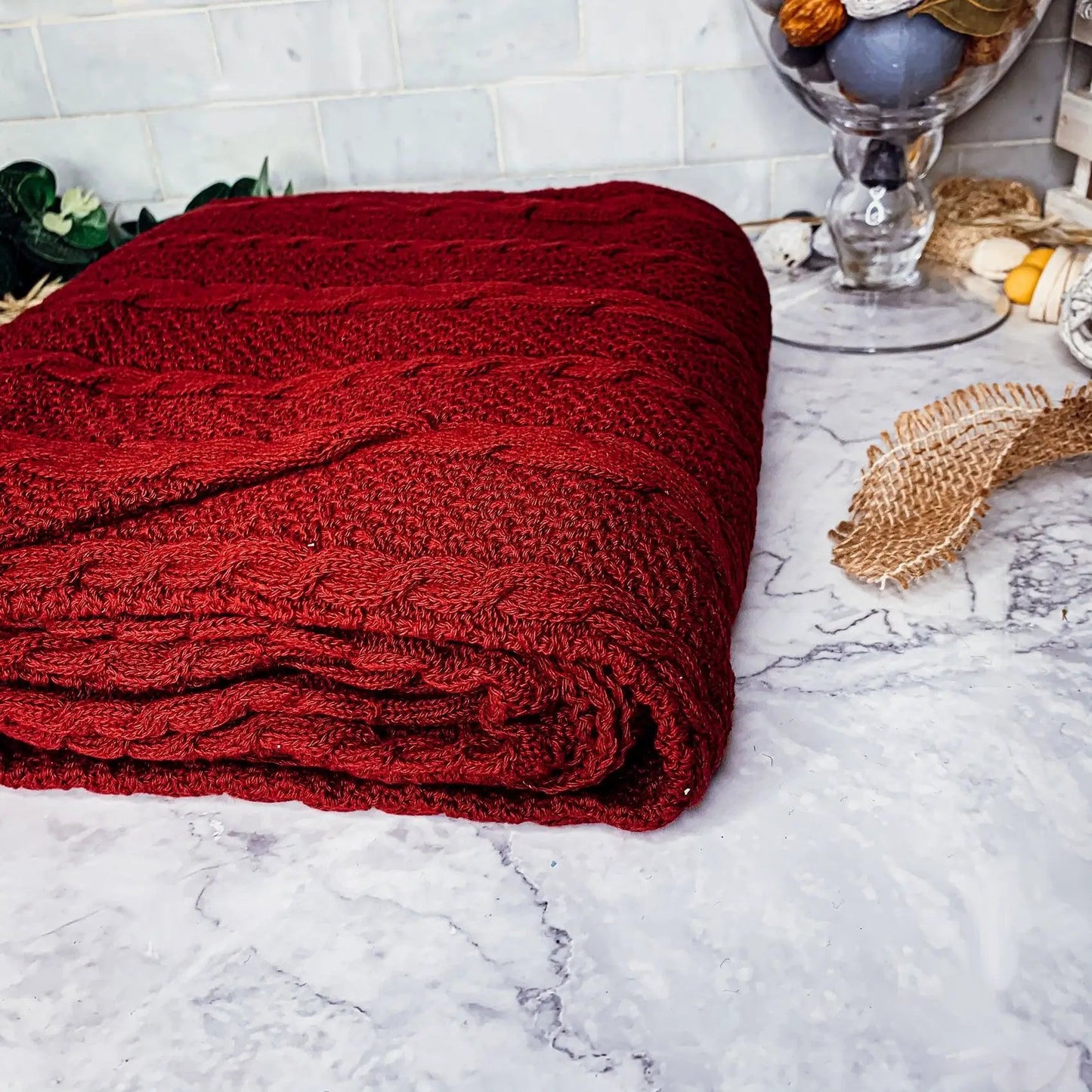 Cozy Ivory Cable Knit Throw Blanket for Home