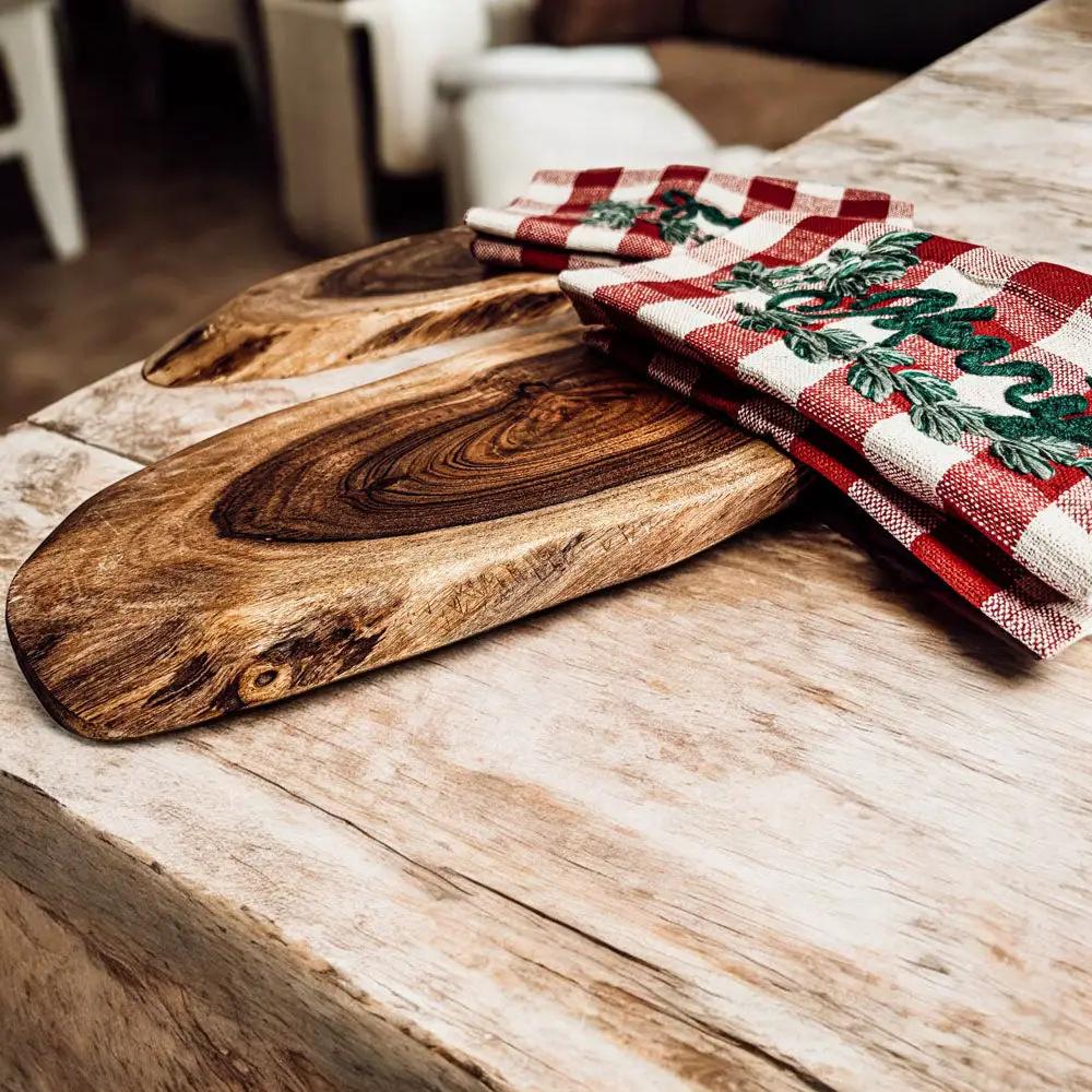 Holiday Charcuterie and Tartan Towel Set