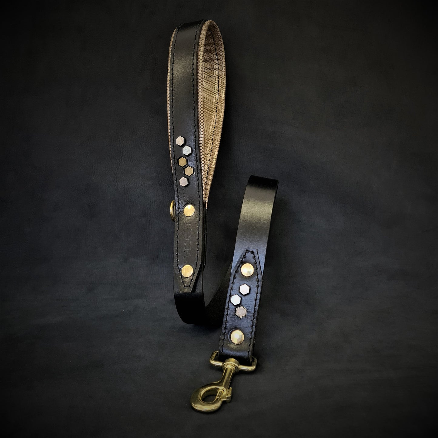 Irondog Leash - Tampa Home & Garden Store