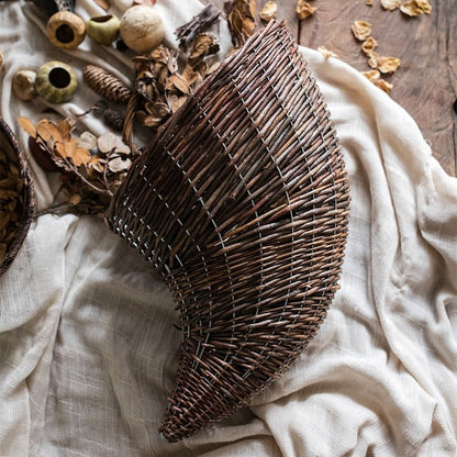 Horn-shaped willow hanging basket planter, brown wicker RusticReach on Tampa Home & Garden Store