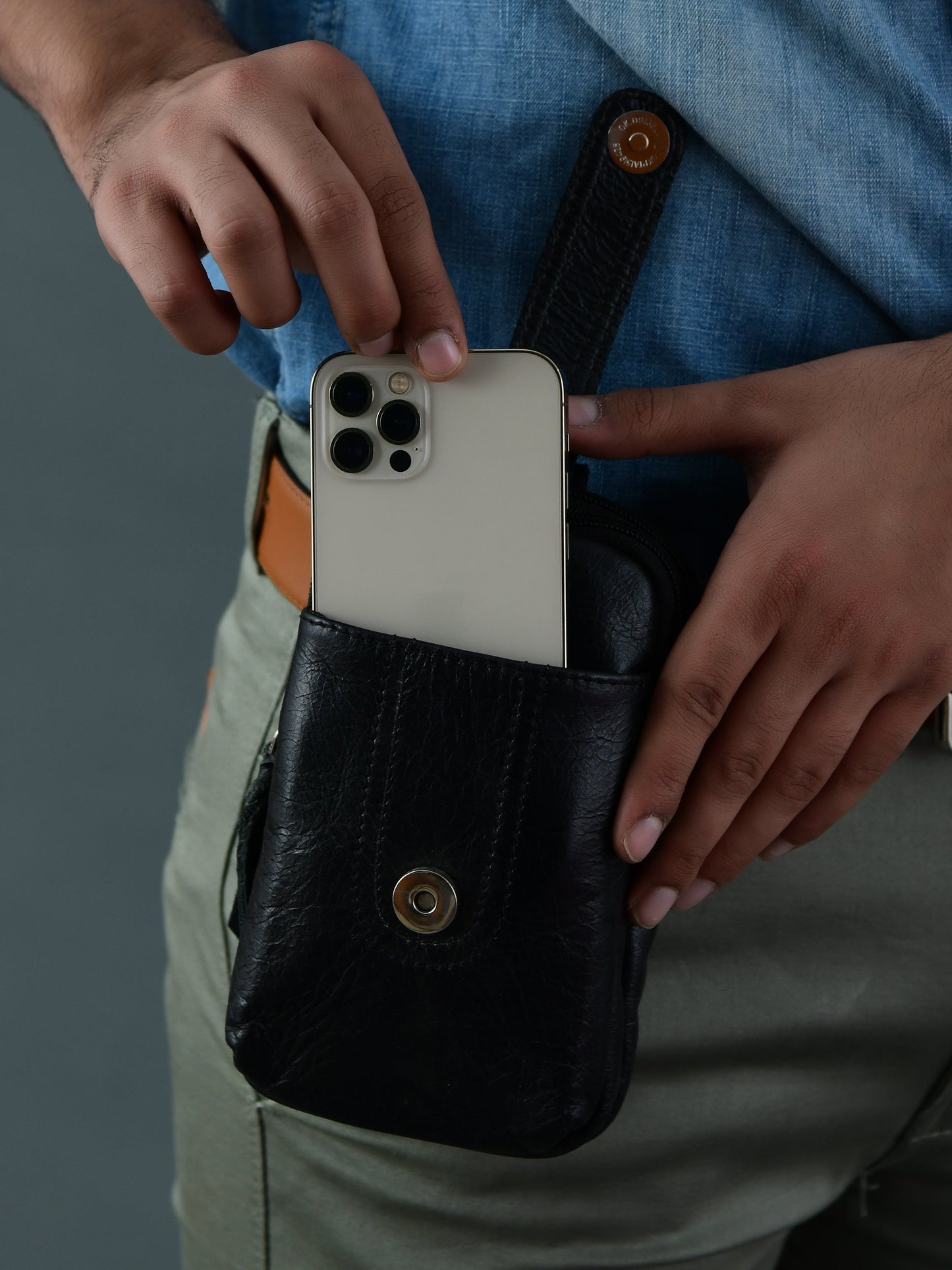 Jet-Set Organizer: Leather Phone Pouch - Tampa Home & Garden Store