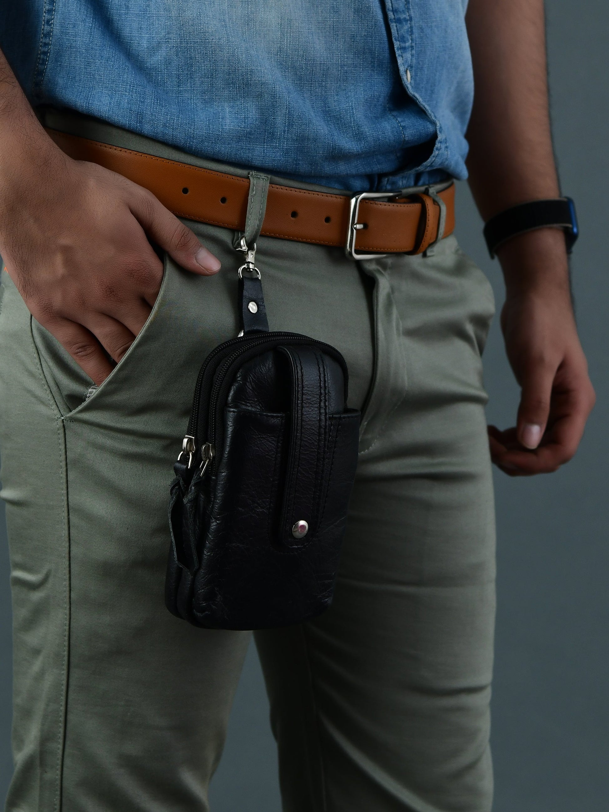 Jet-Set Organizer: Leather Phone Pouch - Tampa Home & Garden Store