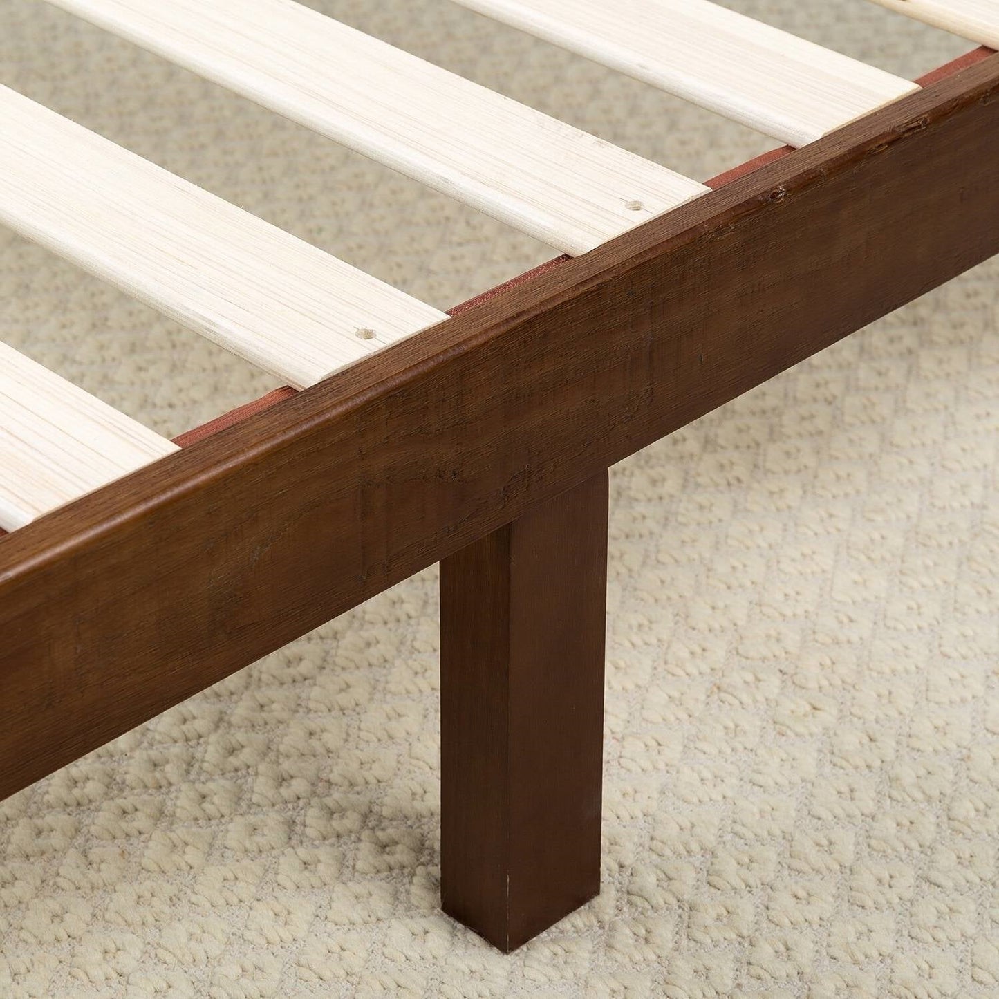Base de cama de plataforma de madera maciza tamaño King con cabecero en acabado espresso