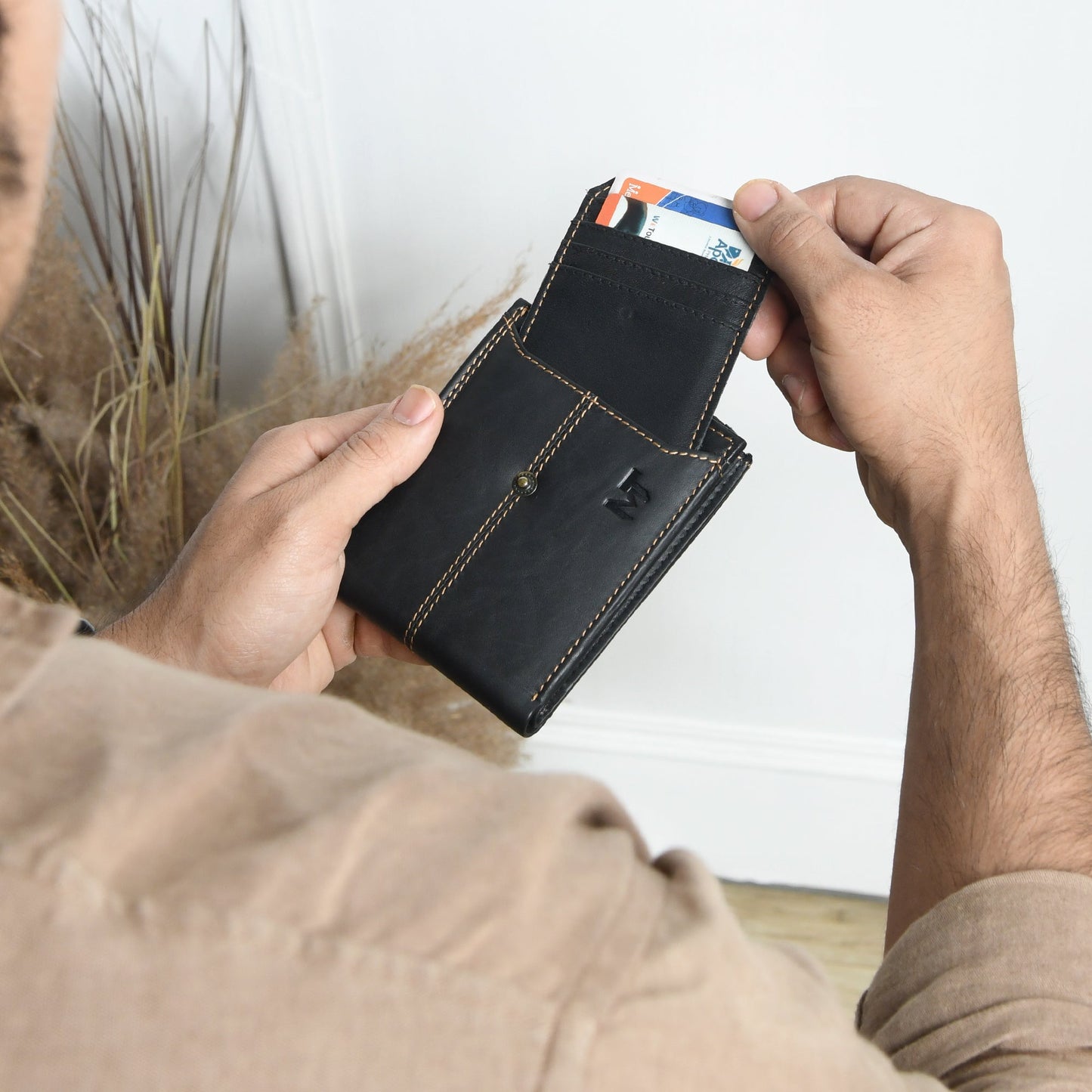 Kellner Bi-fold Wallet - Tampa Home & Garden Store