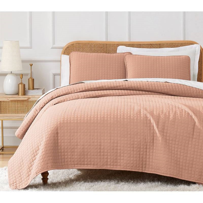 King/Cal King Lightweight Blush Ultra Soft 3-Piece Microfiber Quilt Set - Tampa Home & Garden Store
