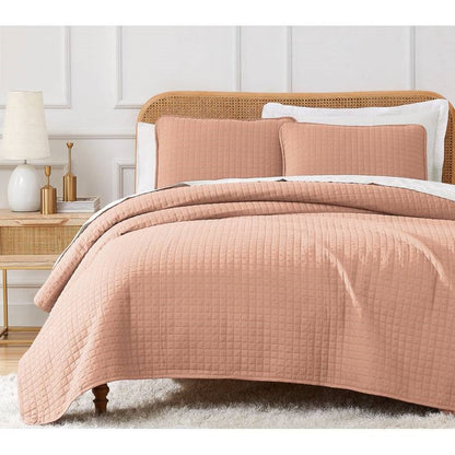 King/Cal King Lightweight Blush Ultra Soft 3-Piece Microfiber Quilt Set - Tampa Home & Garden Store