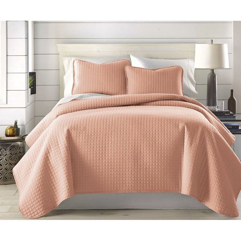 King/Cal King Lightweight Blush Ultra Soft 3-Piece Microfiber Quilt Set - Tampa Home & Garden Store