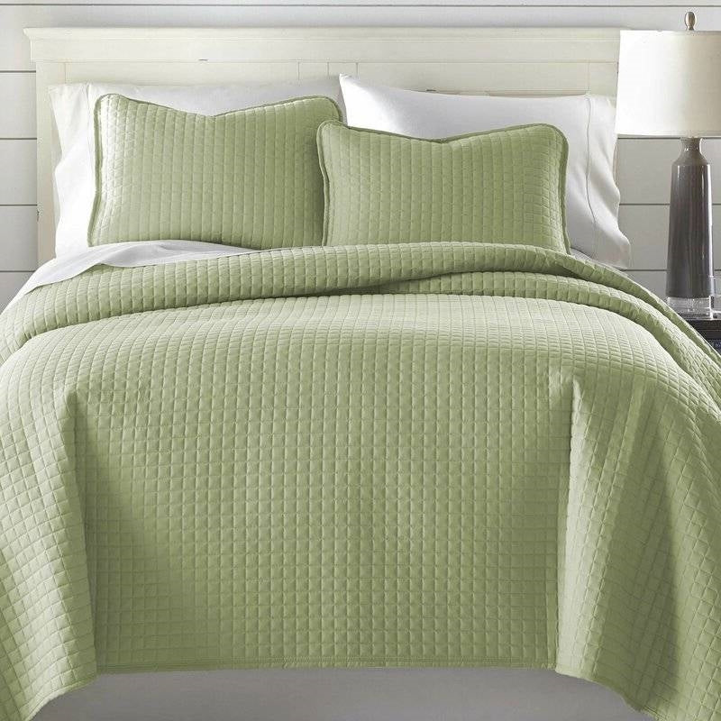 King/Cal King Lightweight Sage Ultra Soft 3-Piece Microfiber Quilt Set - Tampa Home & Garden Store