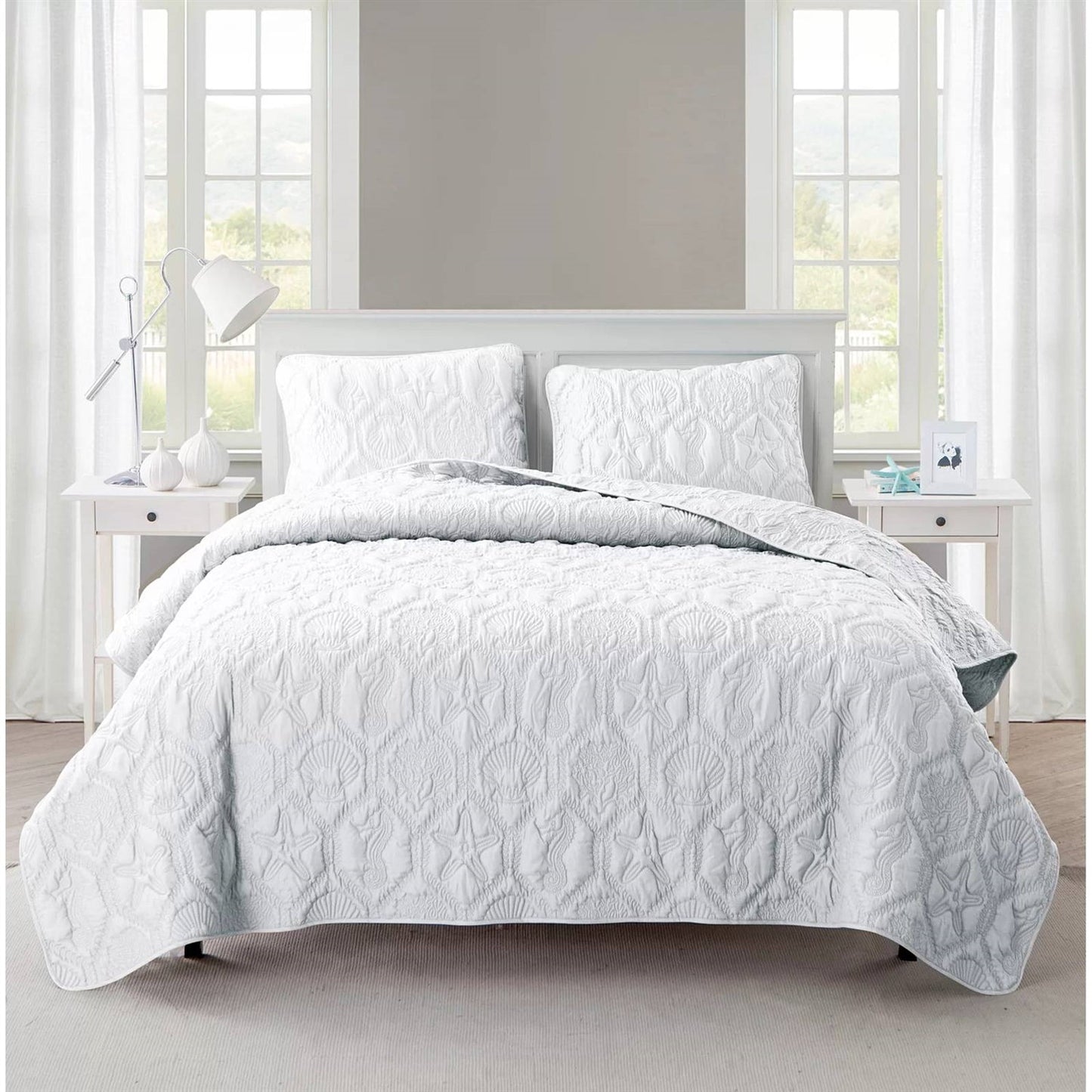King size Coastal Beach Seashells Starfish Sea Horse White 3-Piece Quilt Set - Tampa Home & Garden Store