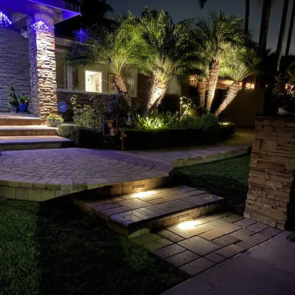 Luz de paso horizontal delgada para interior y exterior de latón fundido con LED STB16 de 2 W para montaje en superficie