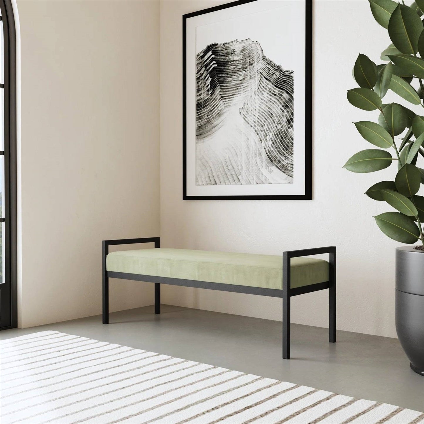 Banco de cama industrial moderno con estructura de metal negro y cojín de terciopelo verde salvia