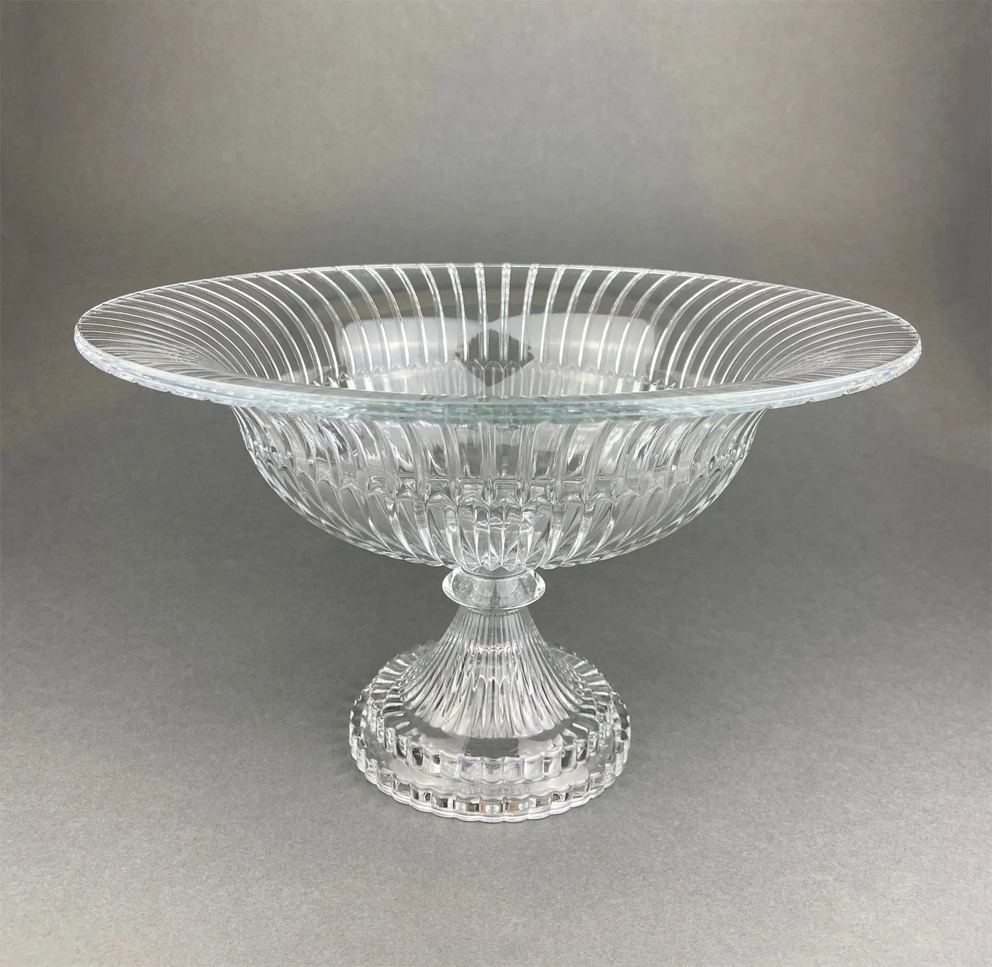 Large Crystal Footed Bowl. Clear Cut Crystal Centerpiece Serving Dish. Most Likely Waterford. Fine Dining. Elegant Fruit Bowl. - Tampa Home & Garden Store